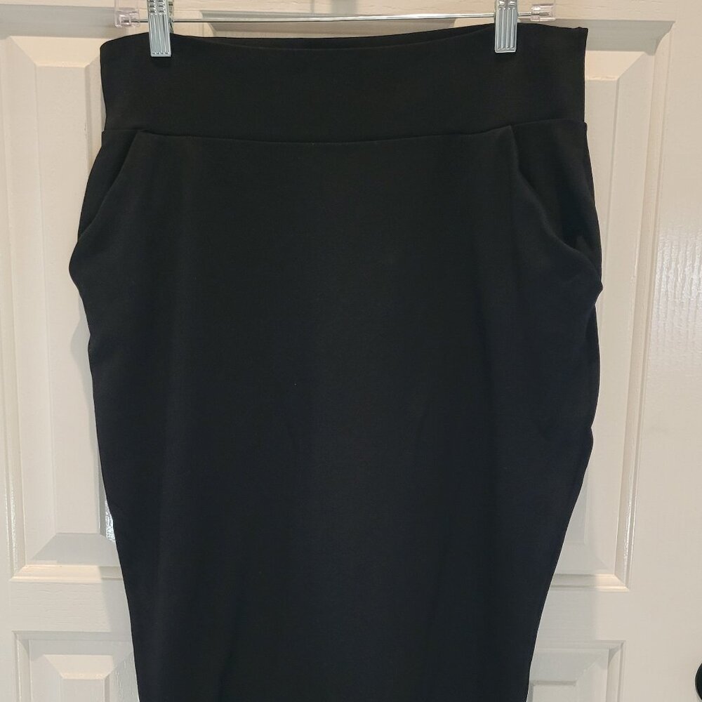 Black Pencil Skirt with Pockets! (Marcella)